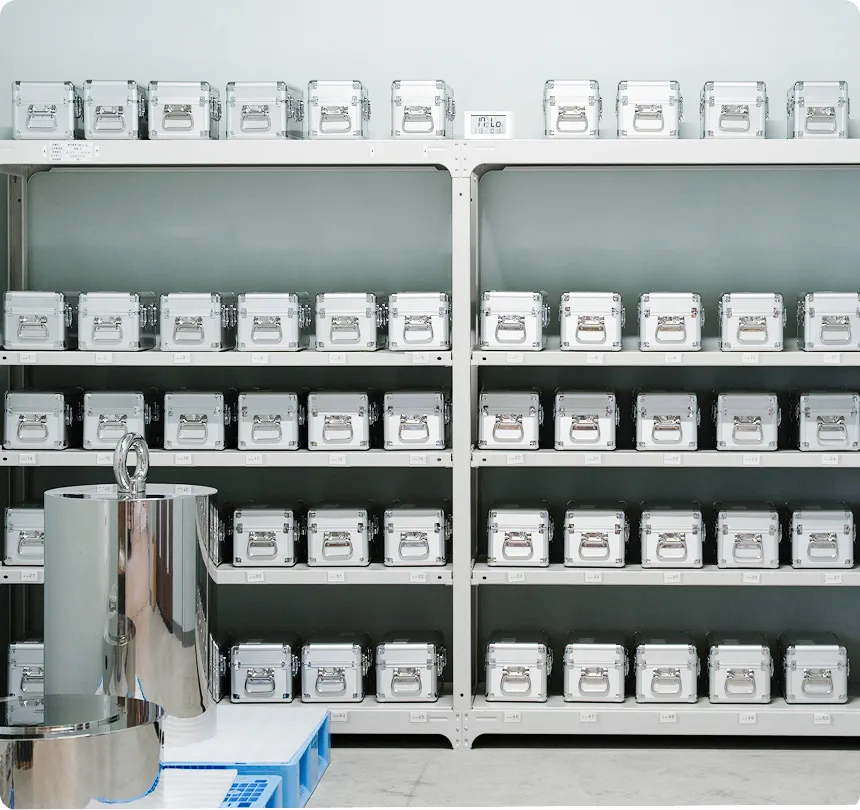 分銅専業20年。1mgから1tまで、専門メーカーとして積み上げてきた体制